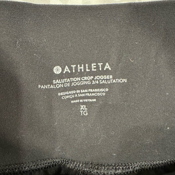 Athleta Salutation cropped joggers black - Picture 3 of 3